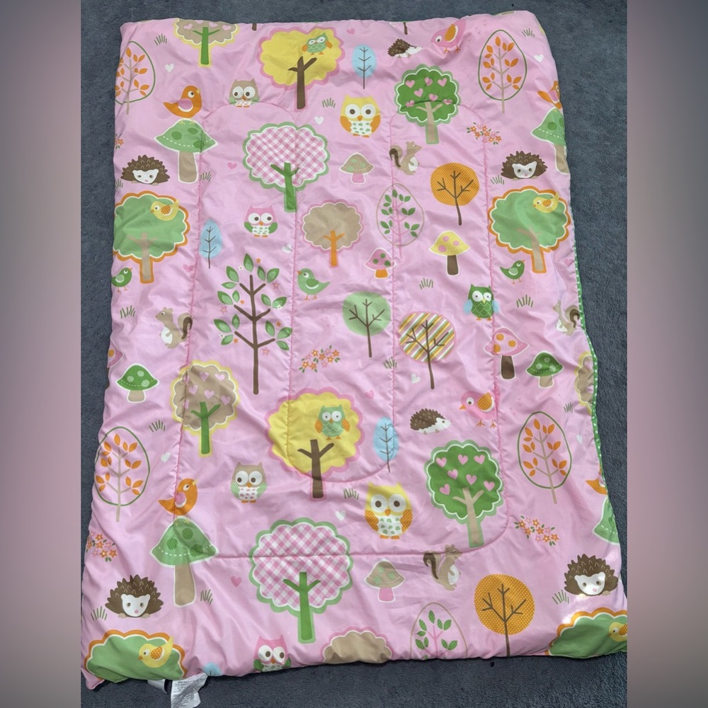 Circo Pink Forest Friends Crib/Toddler bed Comforter & Fitted Sheet - Picture 3 of 10